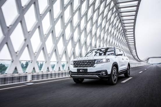 北汽Q7